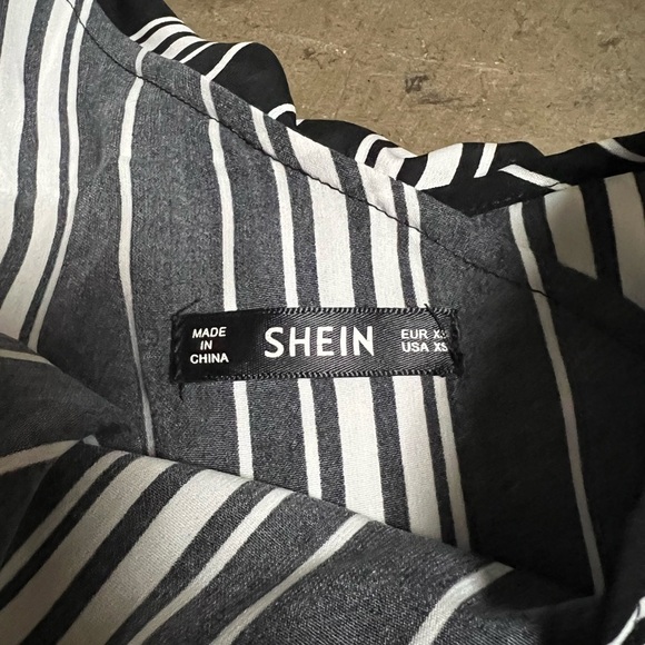 Shein Striped one shoulder jumpsuit with ruffled detail - Picture 4 of 6